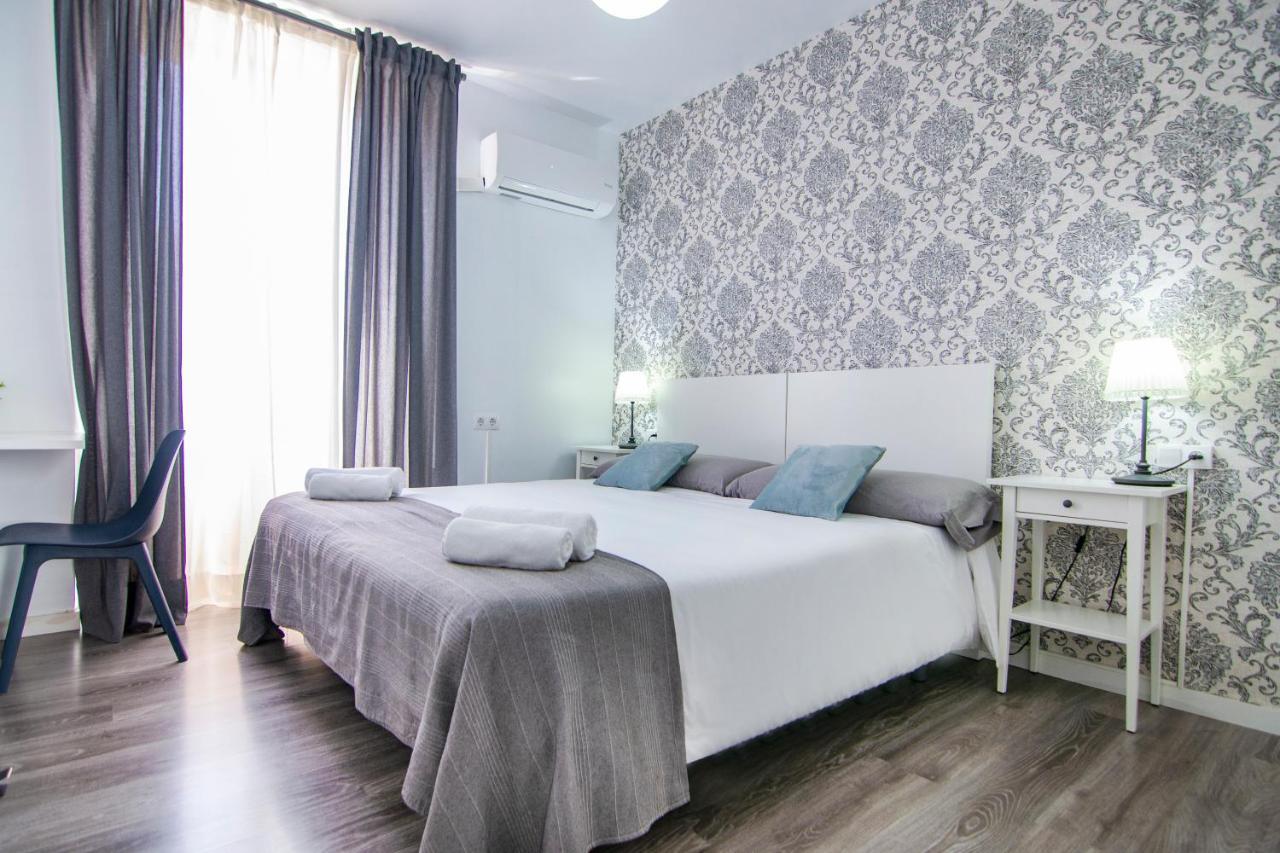 Kasa Katia Guest House Валенсія Екстер'єр фото