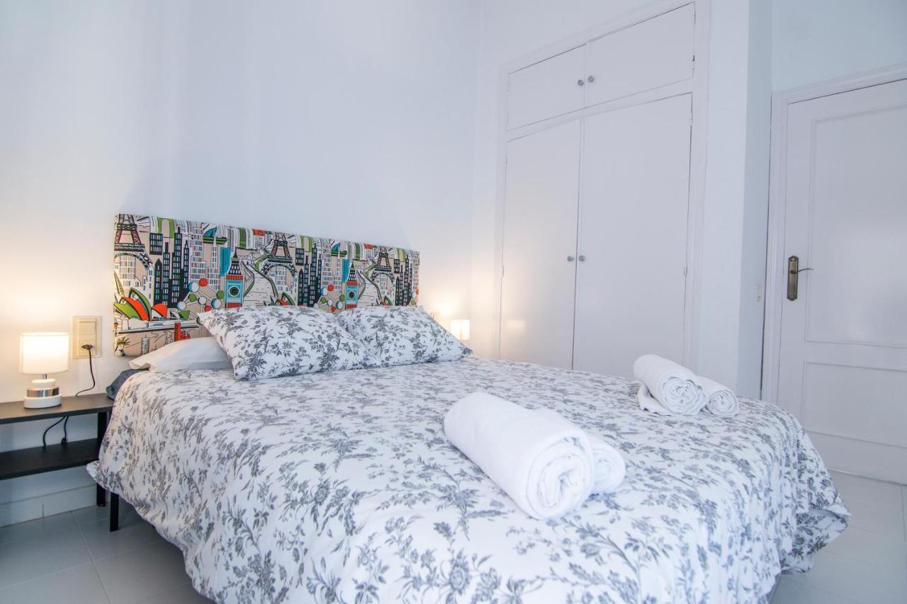 Kasa Katia Guest House Валенсія Екстер'єр фото