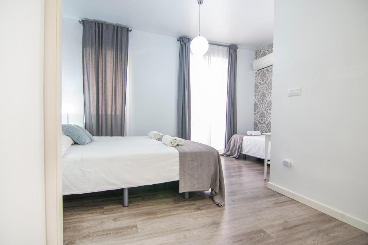 Kasa Katia Guest House Валенсія Екстер'єр фото